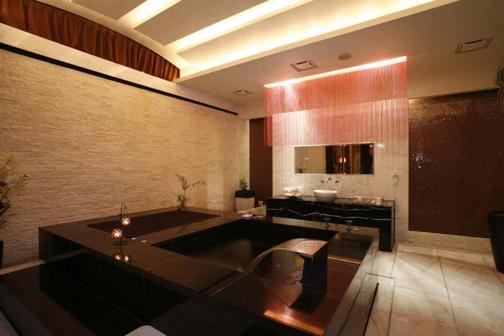 Chateau Boutique Motel Taichung Eksteriør bilde