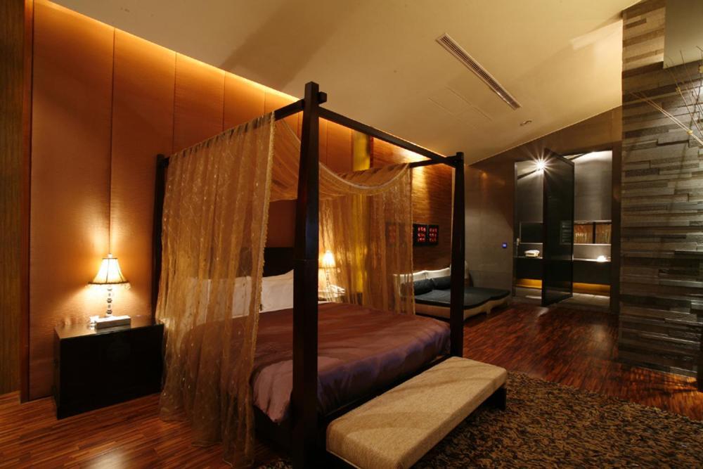 Chateau Boutique Motel Taichung Eksteriør bilde