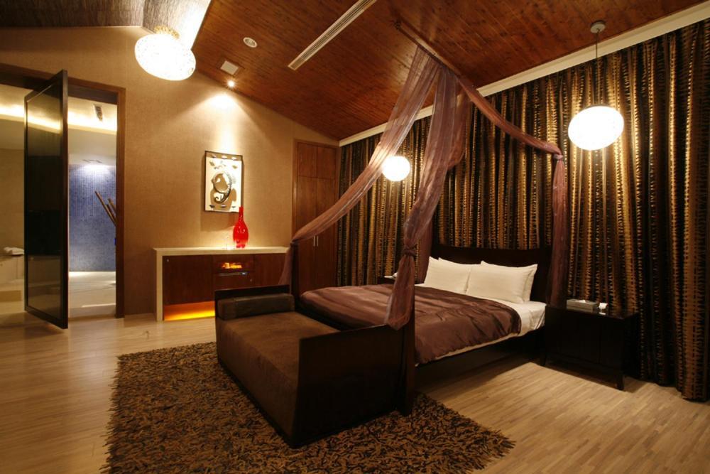 Chateau Boutique Motel Taichung Eksteriør bilde